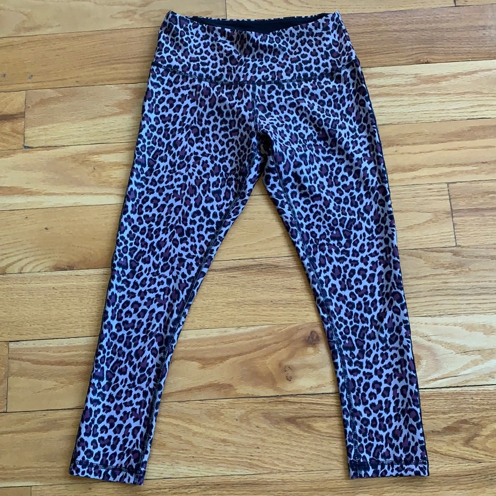 VOGO Athletica workout leggings Capri length
